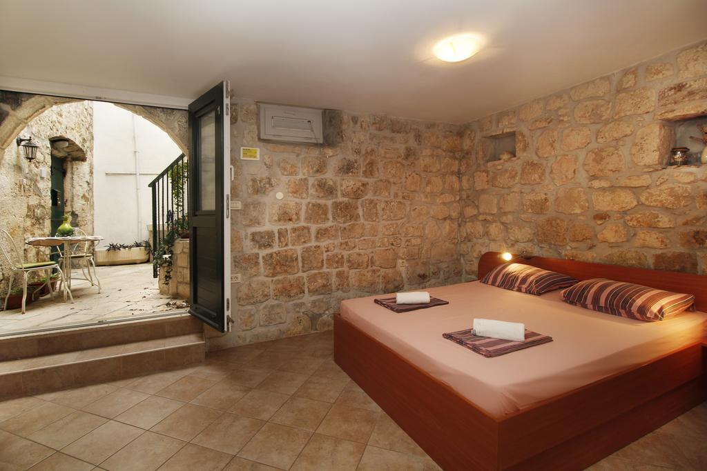 Apartments Caralipeo Makarska Kültér fotó
